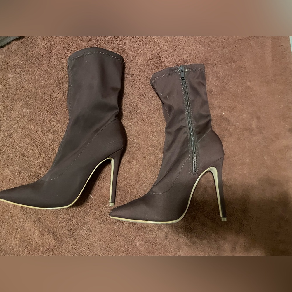 Elegant Brown Stiletto Boots